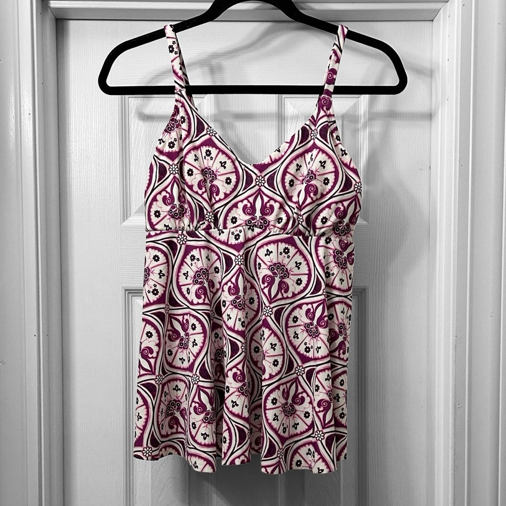 New! Swim Solutions Women's Tiletale V-Neck Tankini Top, Created for Macy's